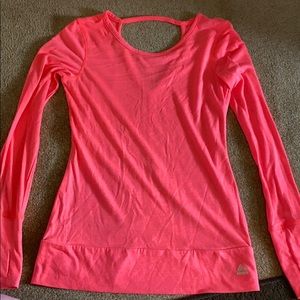 Open-back hot pink activewear